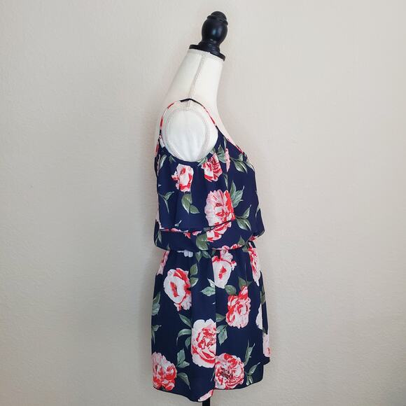 Scobe Blue Floral Romper Medium - Picture 2 of 7